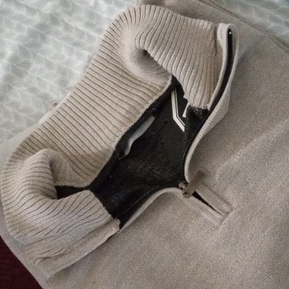 Men's Mountain Expedition XL Sweaters - Picture 2 of 4